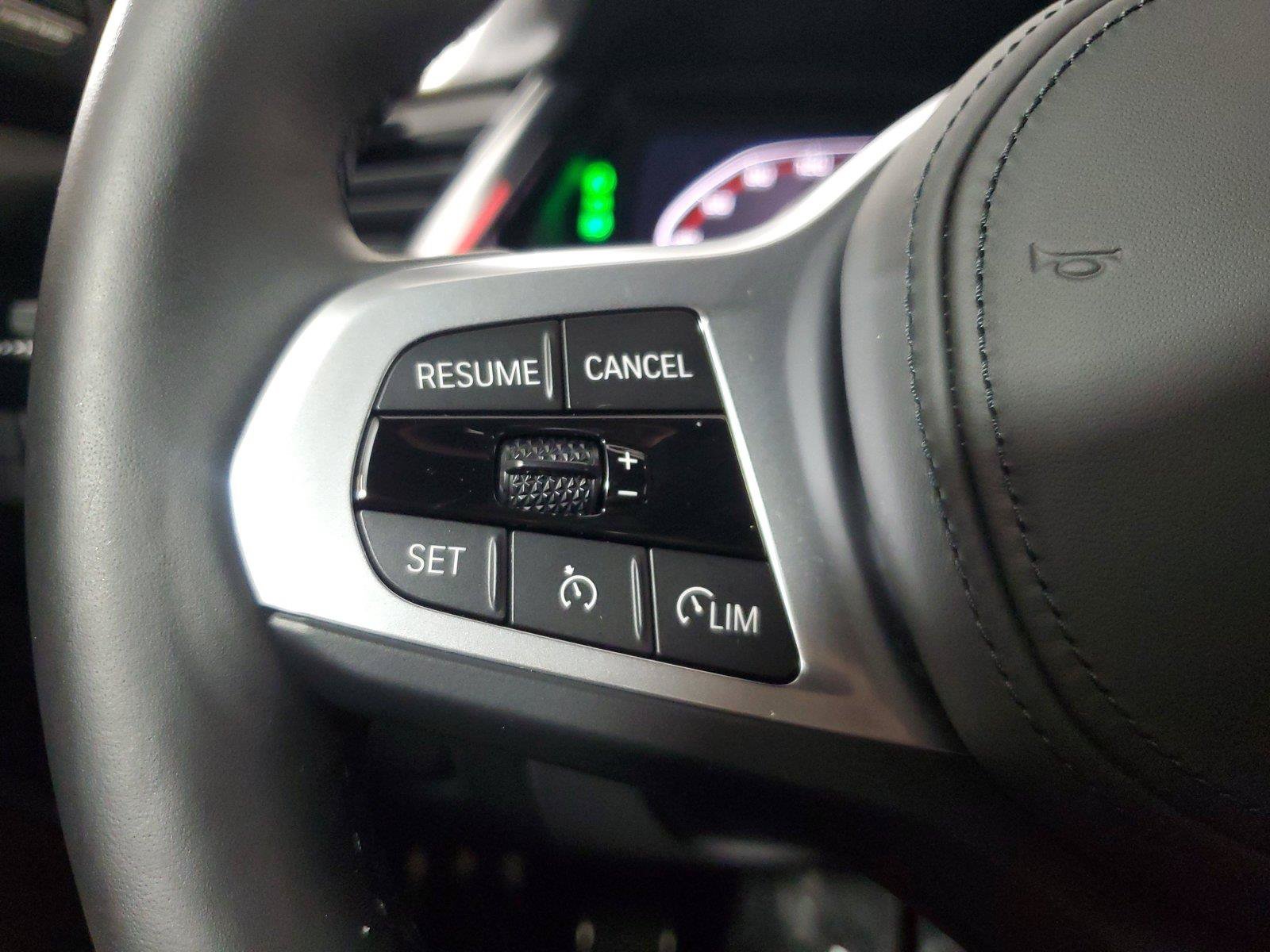 Used 2026 BMW Z4 M40i RWD image 18