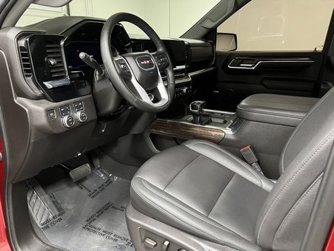 Used 2024 GMC Sierra 1500 Elevation w/ Elevation Premium Package image 18