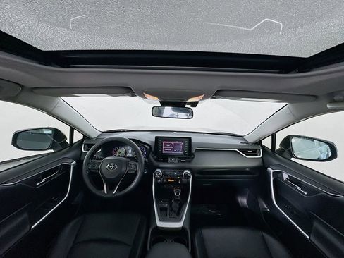 Used 2019 Toyota RAV4 XLE Premium w/ Cold Weather Package image 34