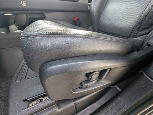 Used 2024 Land Rover Defender 110 S image 14