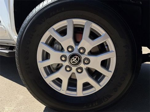 New 2025 Toyota Tacoma 4x4 Double Cab image 11