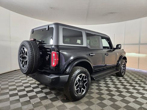 New 2026 Ford Bronco Outer Banks AWD/4WD image 7