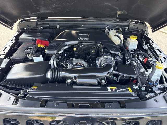 Used 2021 Jeep Gladiator Sport AWD/4WD image 33
