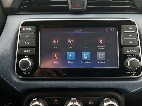 Used 2025 Nissan Versa SV FWD image 26