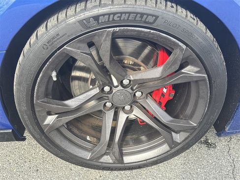 Used 2019 Chevrolet Camaro SS image 12