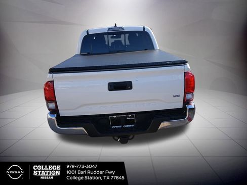 Used 2023 Toyota Tacoma 2WD Double Cab image 3