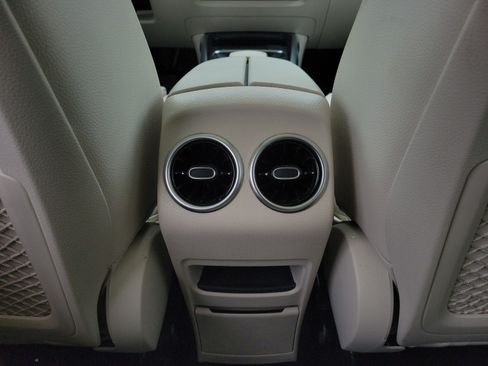 Certified 2023 Mercedes-Benz GLB 250 image 11