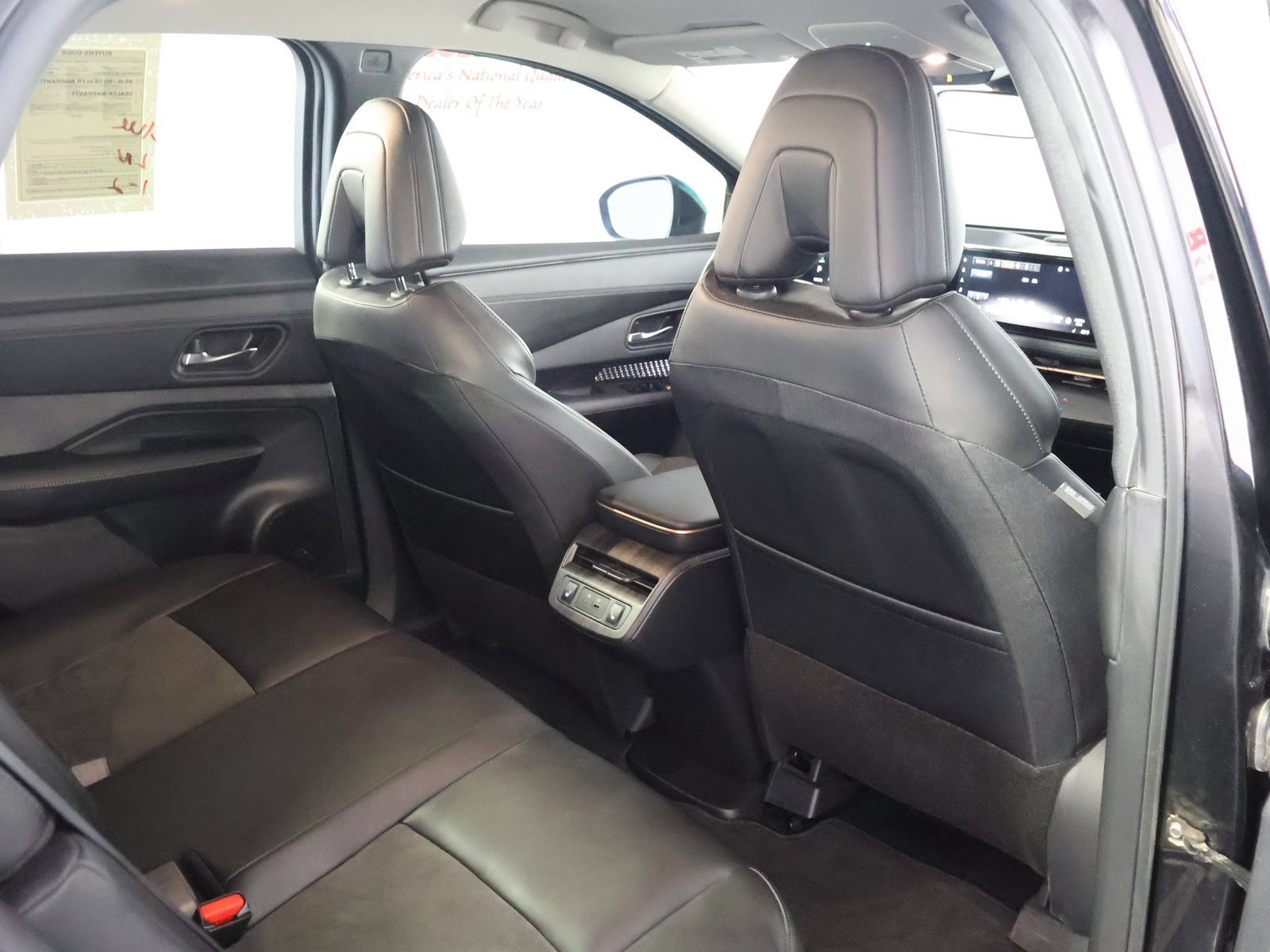 Used 2024 Nissan Ariya AWD image 42