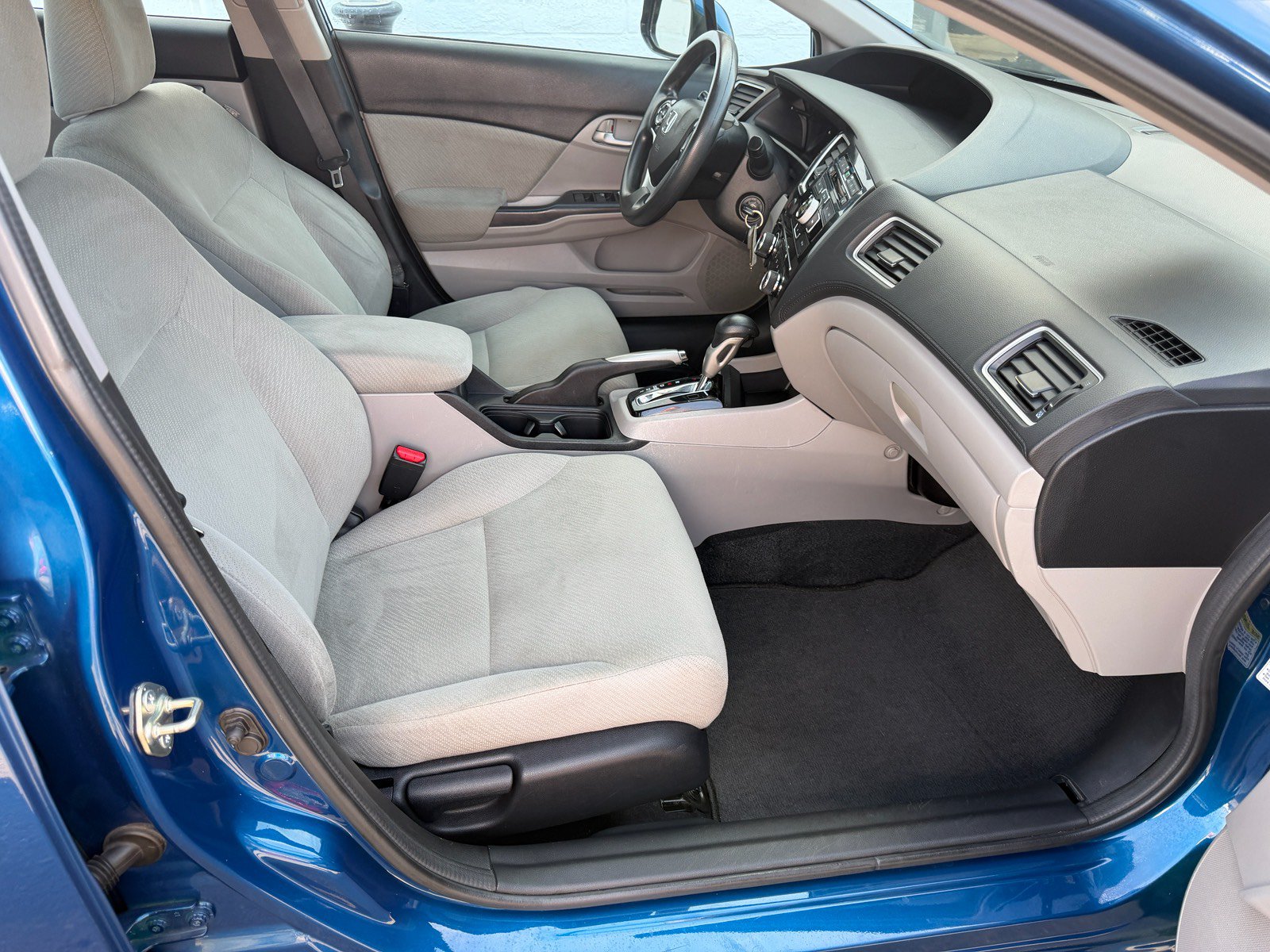 Used 2013 Honda Civic LX image 14