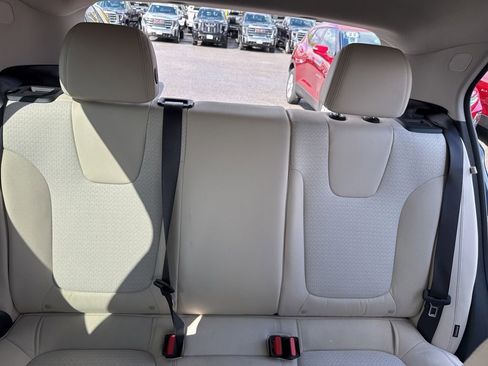 Used 2025 Buick Encore GX Preferred w/ Advanced Technology Package image 17