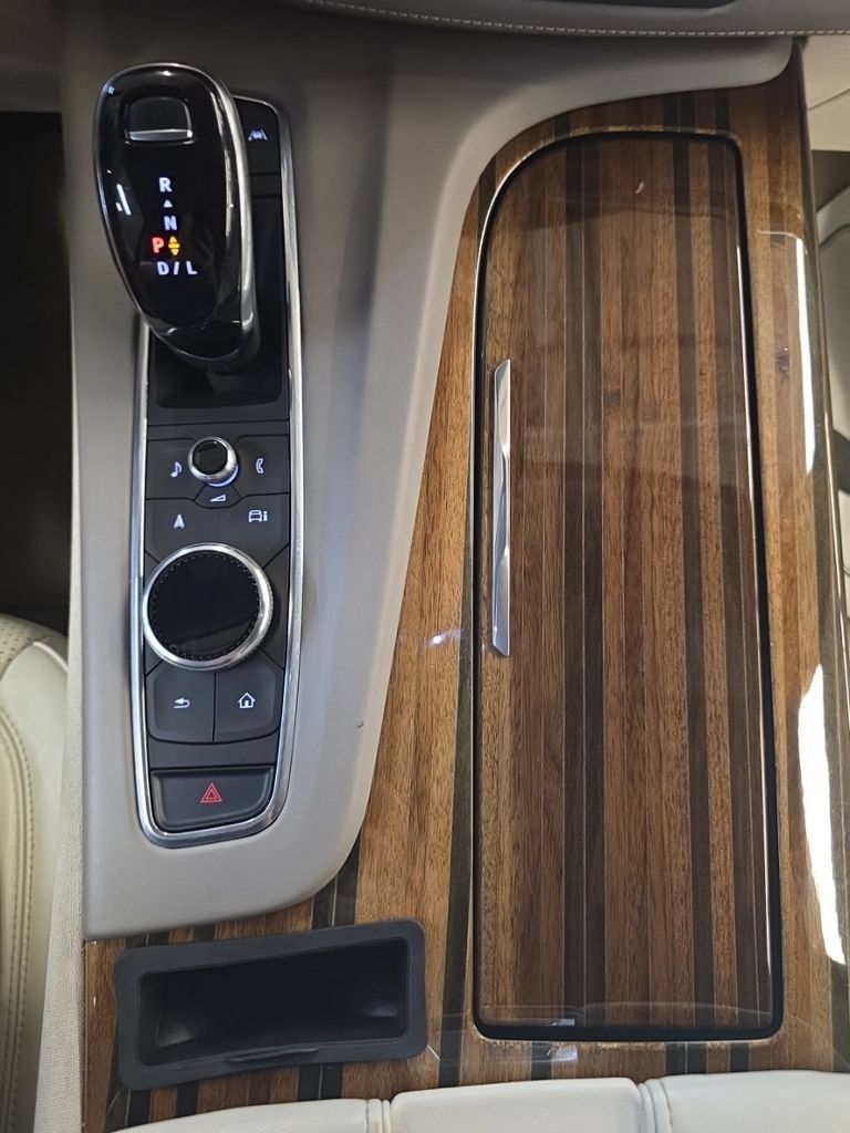Used 2023 Cadillac Escalade Sport Platinum AWD/4WD image 29