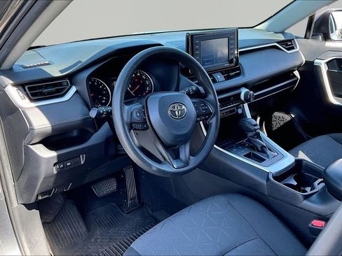 Used 2020 Toyota RAV4 XLE image 14
