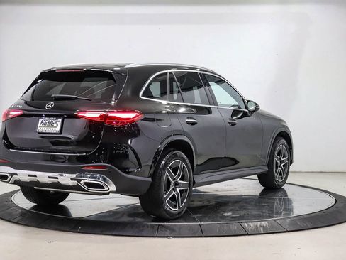 Certified 2026 Mercedes-Benz GLC 300 image 4