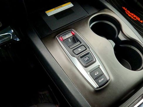 Used 2022 Honda Pilot TrailSport image 17