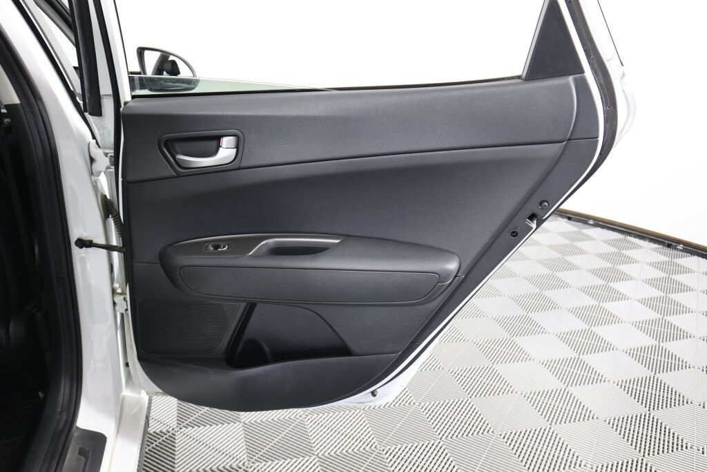Used 2019 Kia Optima S FWD image 21