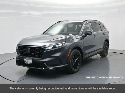 Used 2025 Honda CR-V Sport image 3