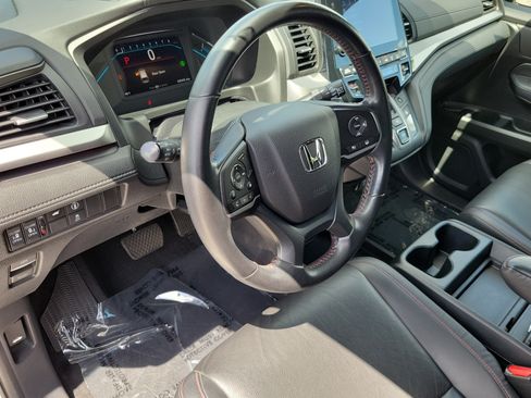 Certified 2023 Honda Odyssey Sport image 21