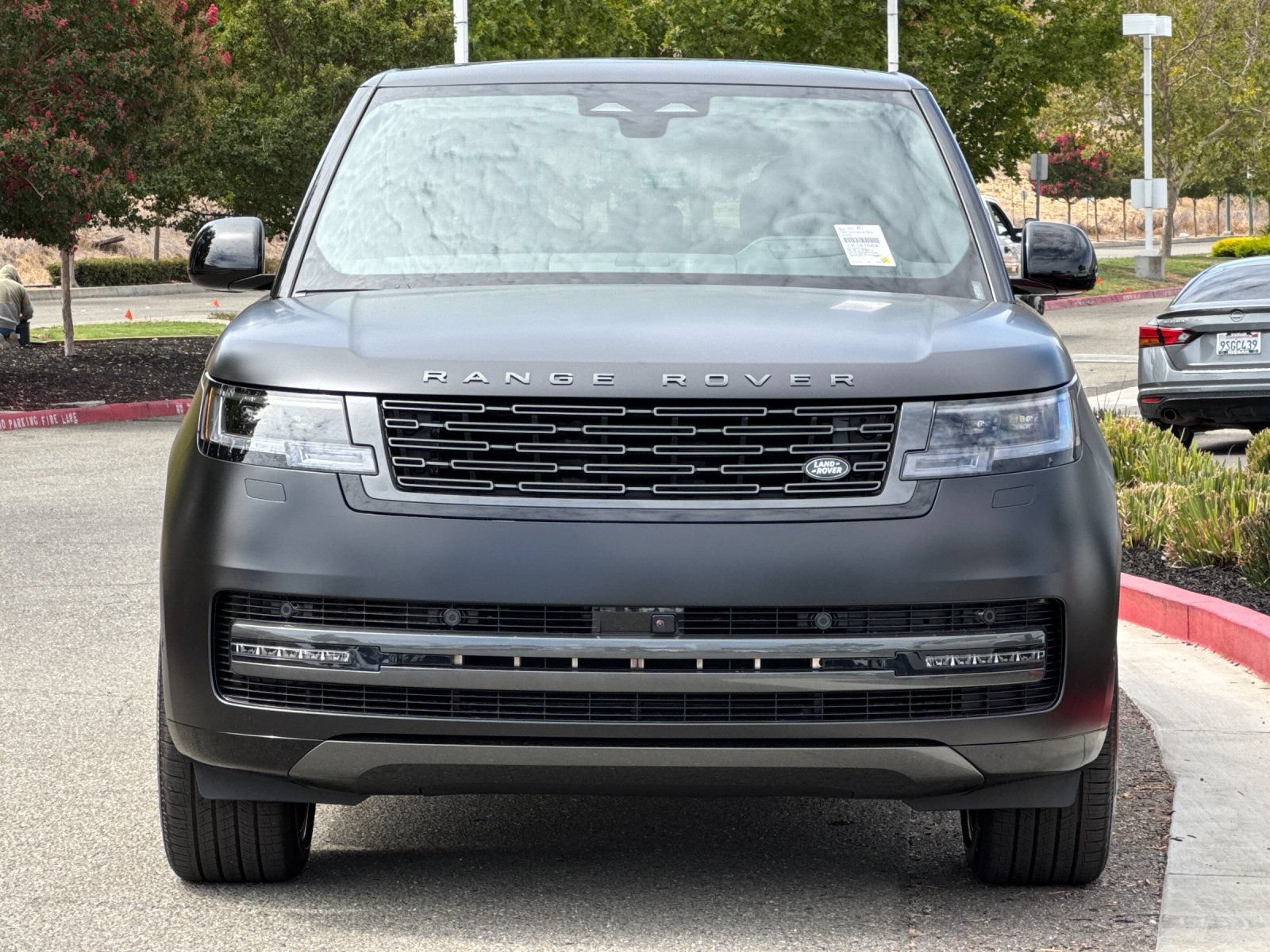New 2026 Land Rover Range Rover Long Wheelbase SE AWD/4WD image 9
