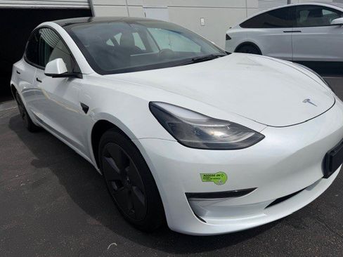 Used 2023 Tesla Model 3 Standard Range RWD image 7
