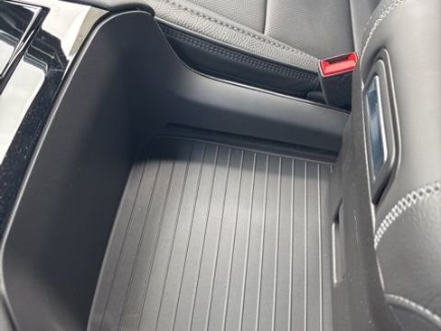 New 2026 GMC Yukon Denali w/ Sun & Power Step Package image 22