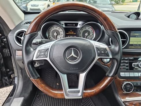 Used 2013 Mercedes-Benz SL 550 image 12