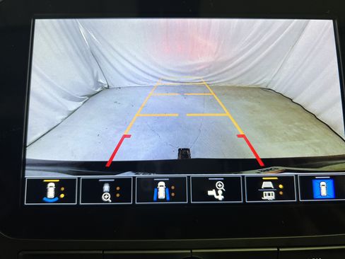 Certified 2024 Chevrolet Equinox LT FWD image 19