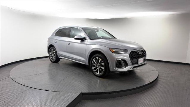 Used 2023 Audi Q5 2.0T Premium w/ Convenience Package AWD/4WD image 11