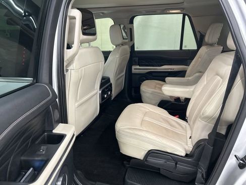 Used 2019 Ford Expedition Max Platinum image 8
