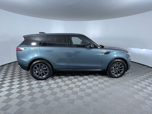 Used 2023 Land Rover Range Rover Sport SE image 10