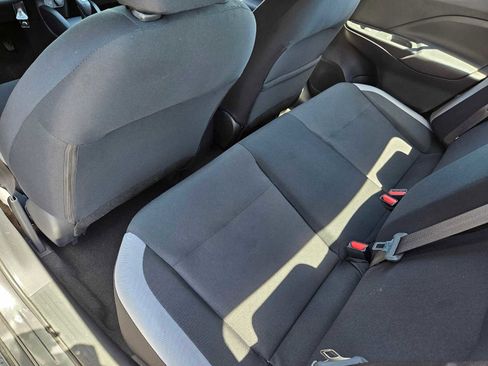 Used 2025 Nissan Versa S w/ Trunk Package FWD image 16
