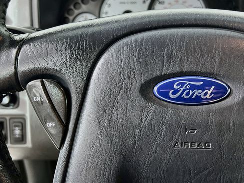 Used 2003 Ford Escape XLT FWD image 16