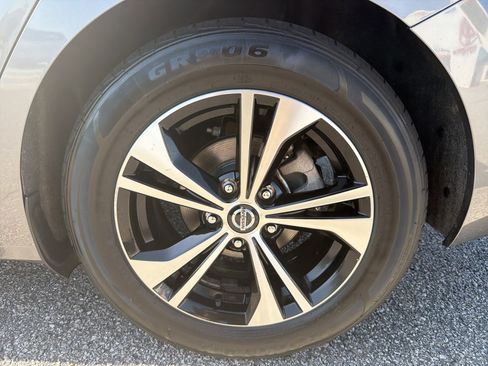 Used 2023 Nissan Sentra SV FWD image 28
