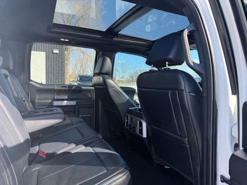 Used 2022 Ford F250 Lariat w/ Tremor Off-Road Package image 28