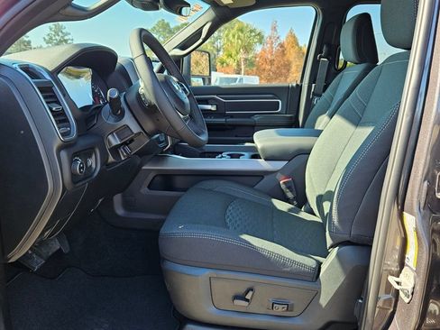 New 2026 RAM 2500 Big Horn AWD/4WD image 10