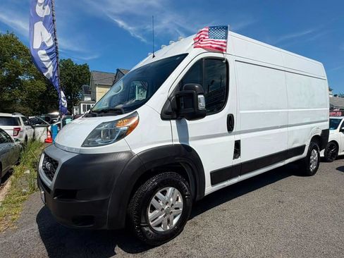 Used 2019 RAM ProMaster 2500 w/ Interior Convenience Group FWD image 11