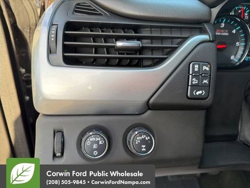 Used 2018 Chevrolet Tahoe LT w/ Luxury Package image 14