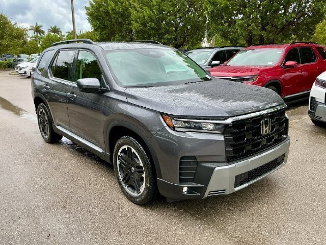 New 2026 Honda Pilot Touring image 1