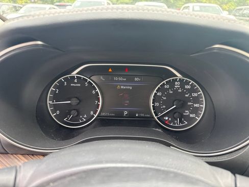 Used 2017 Nissan Maxima Platinum w/ Medallion Package FWD image 7