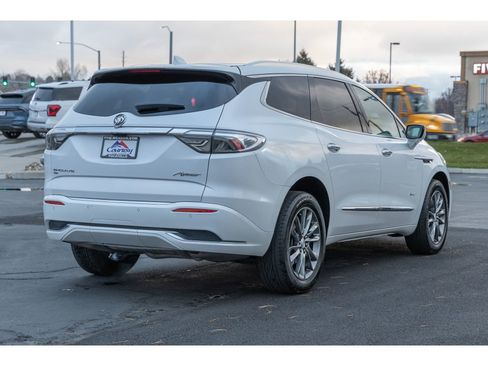Used 2022 Buick Enclave Avenir w/ Avenir Technology Package image 3