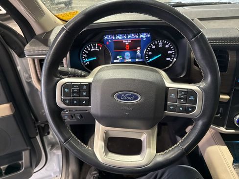 Used 2023 Ford Expedition Limited image 22