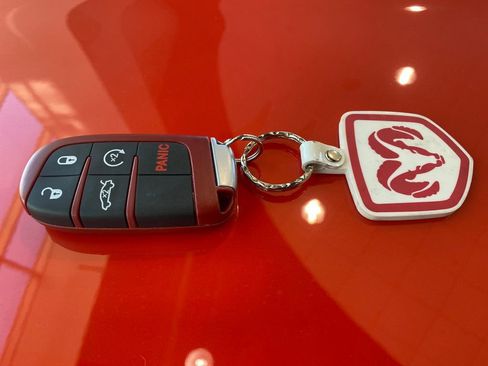 Used 2020 Dodge Challenger SRT Hellcat Redeye image 27