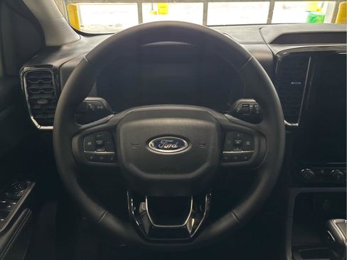 New 2025 Ford Ranger XLT image 8