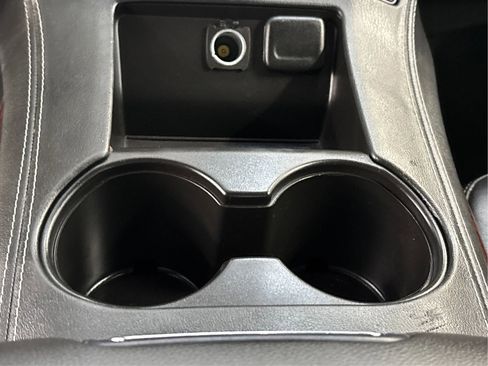 Used 2017 GMC Yukon SLT image 22