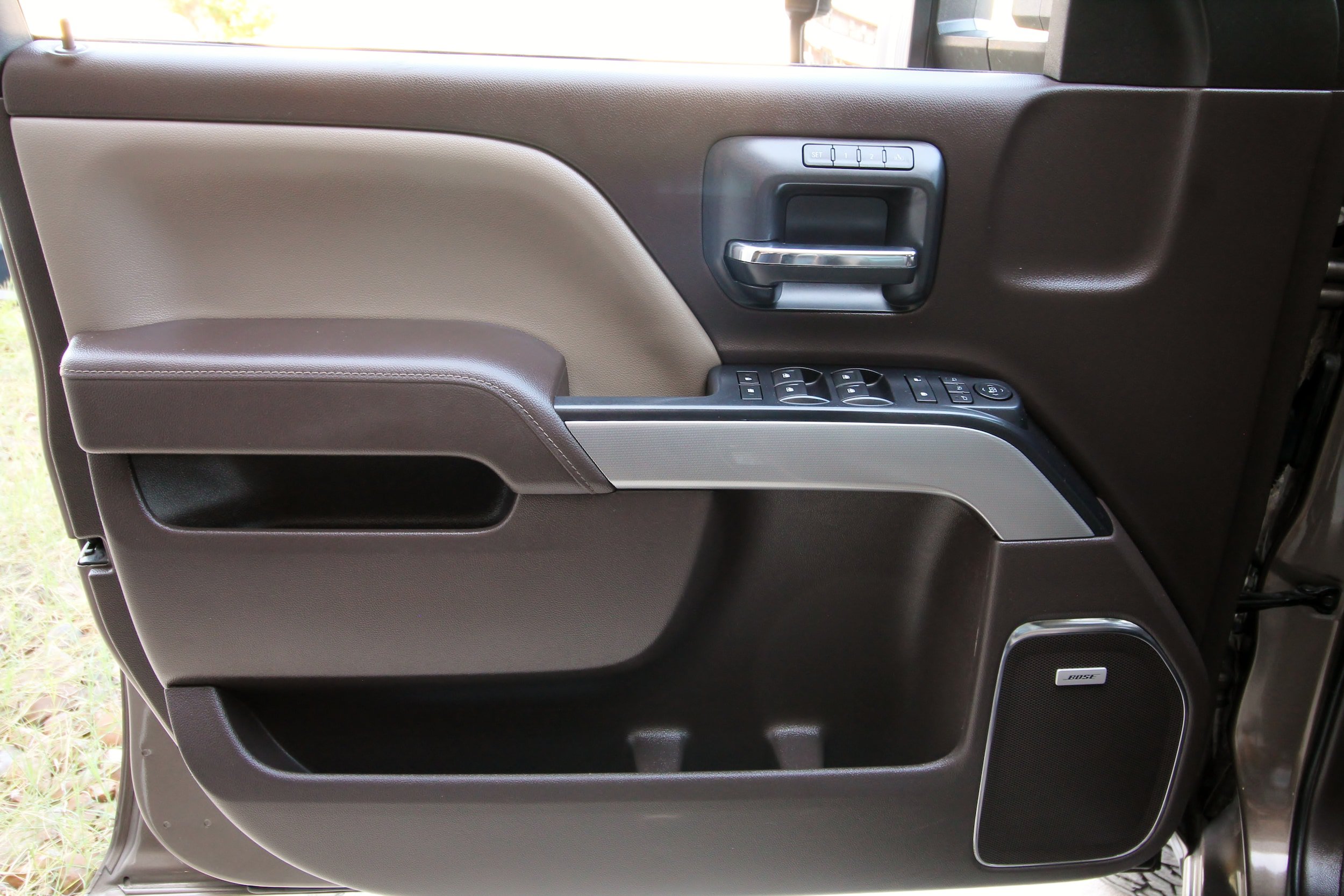 Used 2015 Chevrolet Silverado 3500 LTZ w/ Duramax Plus Package AWD/4WD image 19
