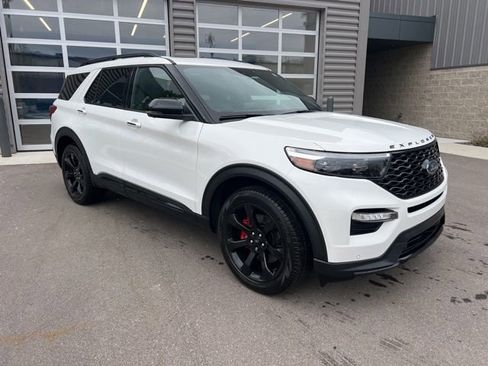 Used 2023 Ford Explorer ST w/ Equipment Group 401A AWD/4WD image 3