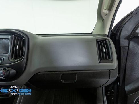 Used 2020 Chevrolet Colorado W/T w/ WT Convenience Package RWD image 43