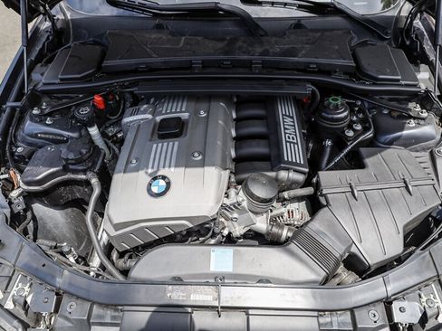 Used 2006 BMW 330i Sedan RWD image 35