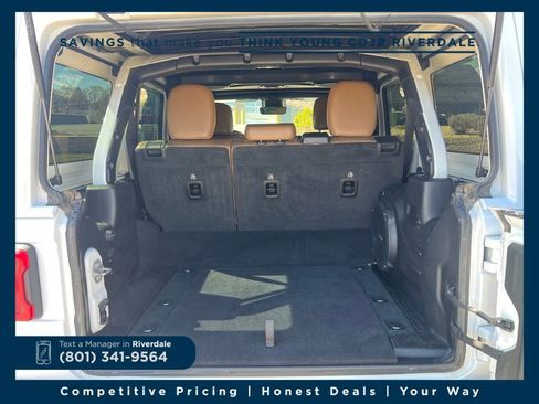 Used 2023 Jeep Wrangler Unlimited Rubicon 4xe w/ Steel Bumper Group image 22