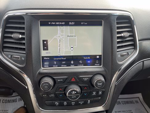 Used 2018 Jeep Grand Cherokee Limited w/ Trailer Tow Group IV AWD/4WD image 28