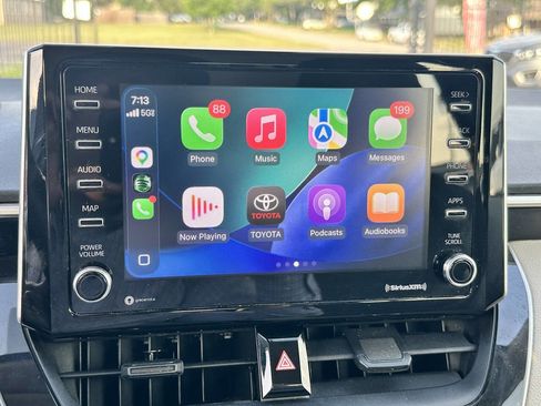 Used 2021 Toyota Corolla LE FWD image 6